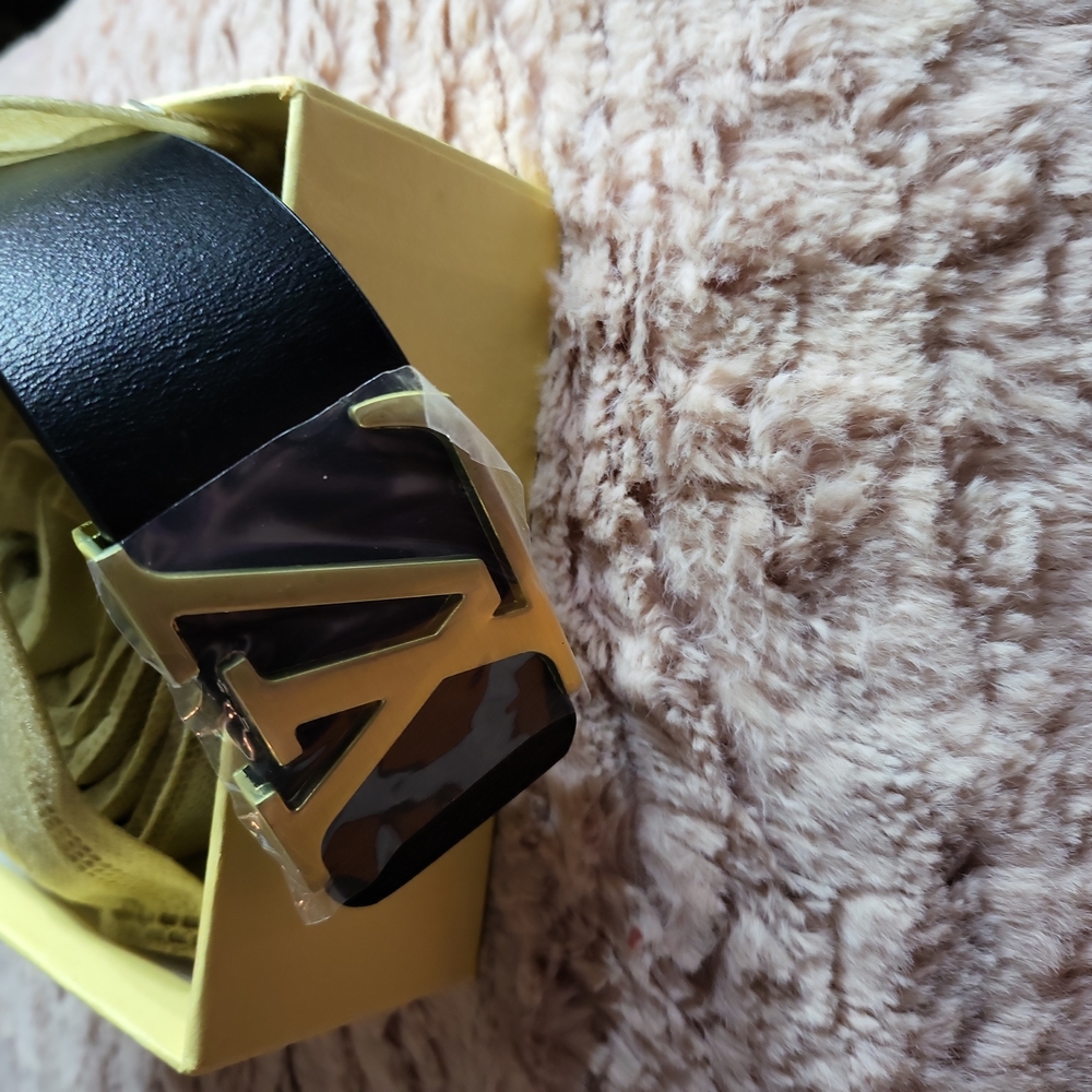 Louis vuitton belt - Picture 3 of 4